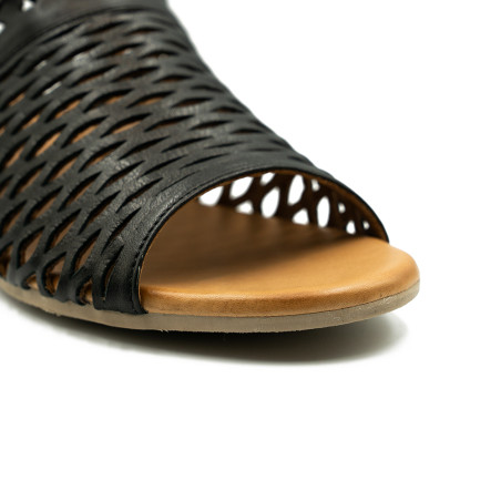Piazza naiste sandaalid